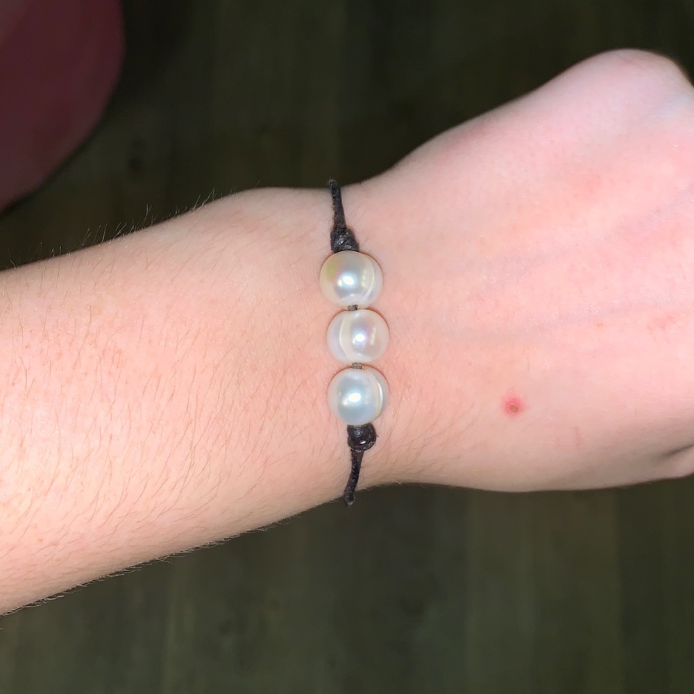 SEASIDE PEARLS BRACELET - Picture 2 of 5